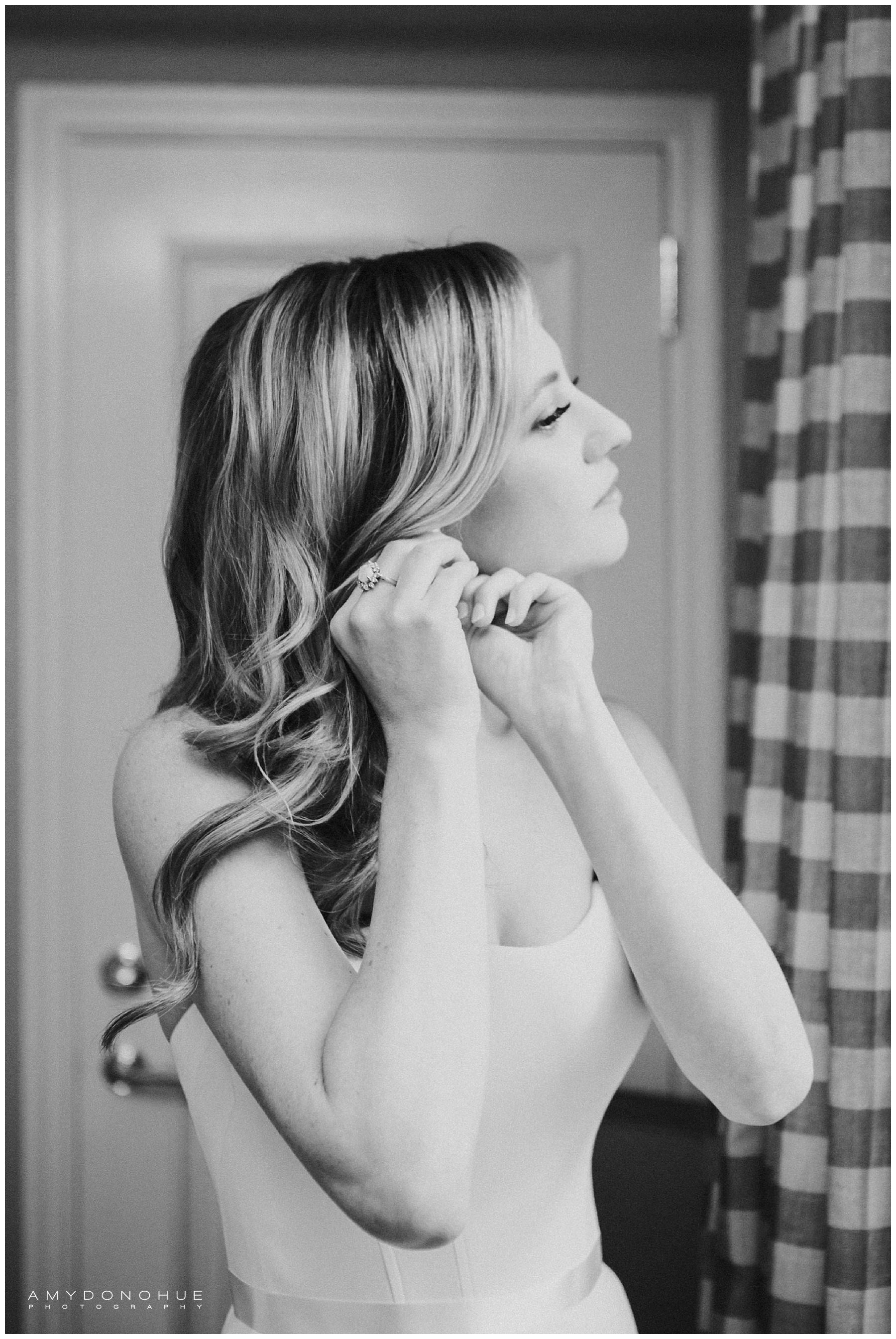 Bride Getting Ready | © Amy Donohue Photography | Woodstock, Vermont Wedding Photographer