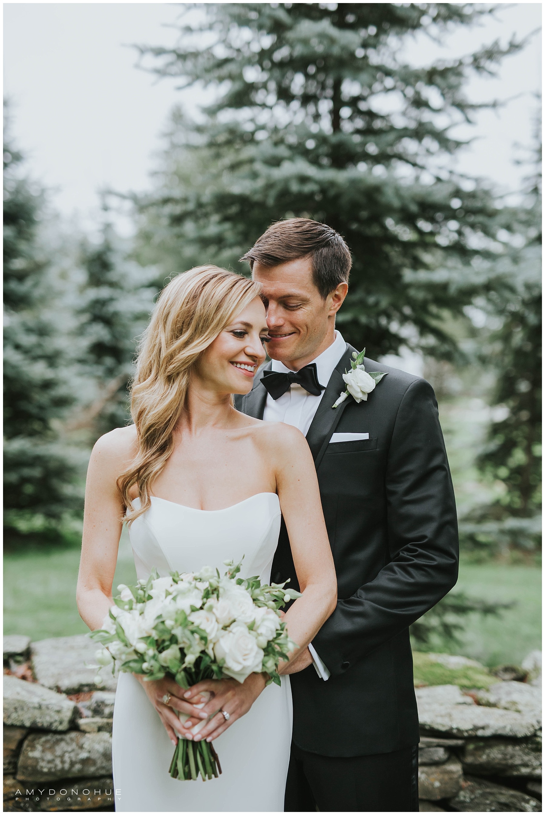 Bride and Groom Photos | © Amy Donohue Photography | Woodstock, Vermont Wedding Photographer
