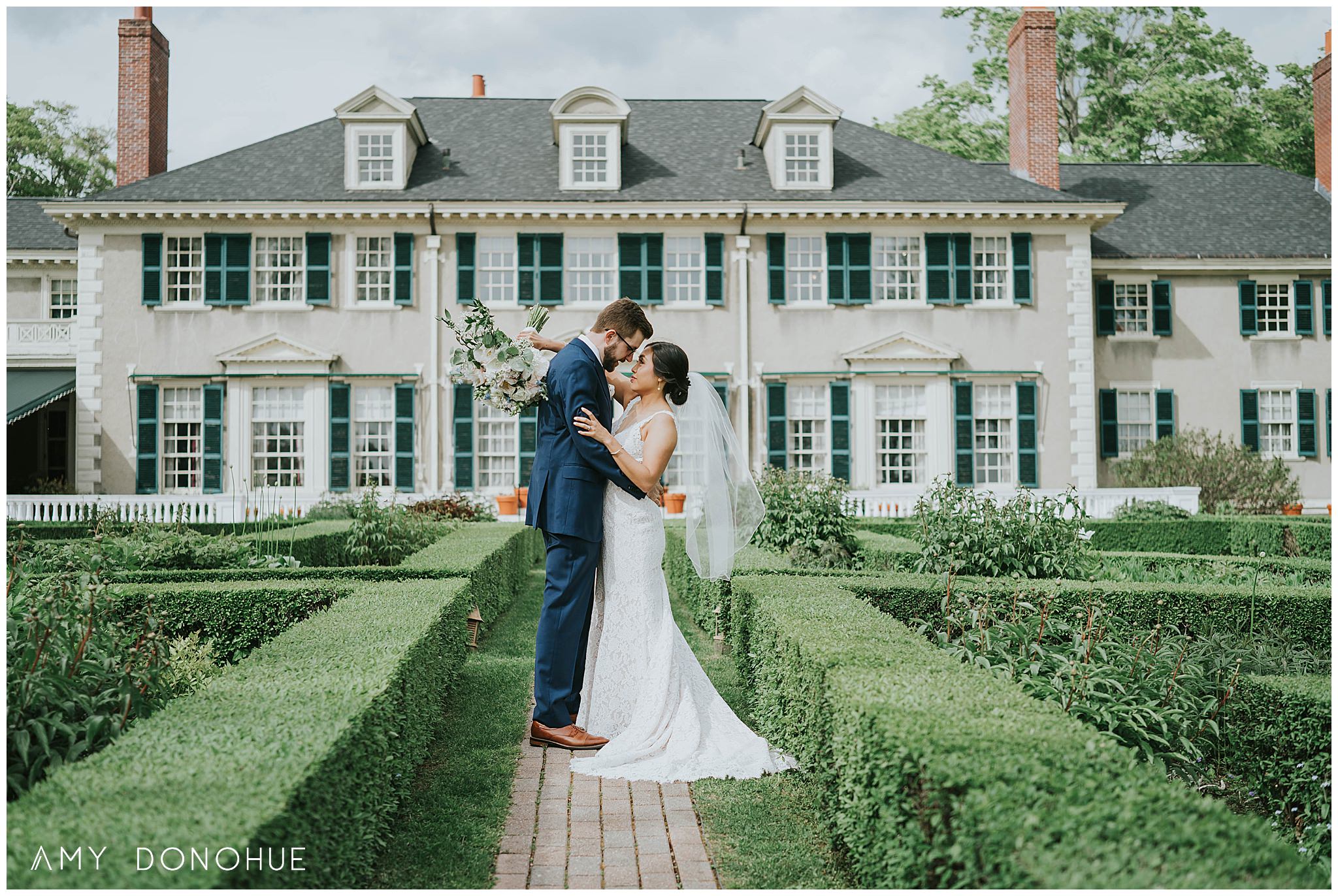 Bride and Groom portraits at The Hildene in Manchester, Vermont