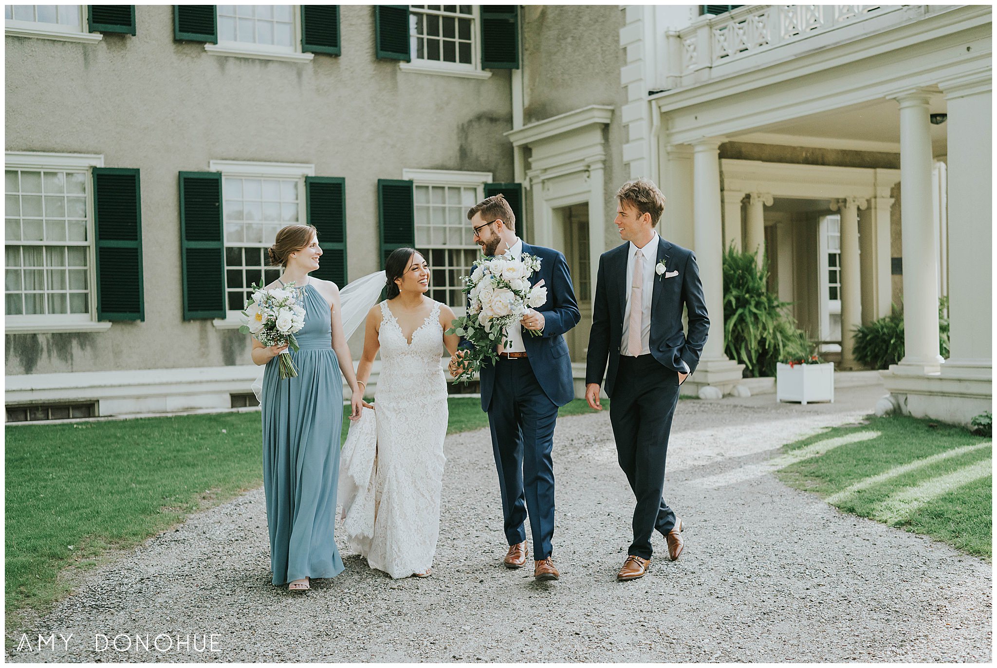 Simple bridal party at The Hildene