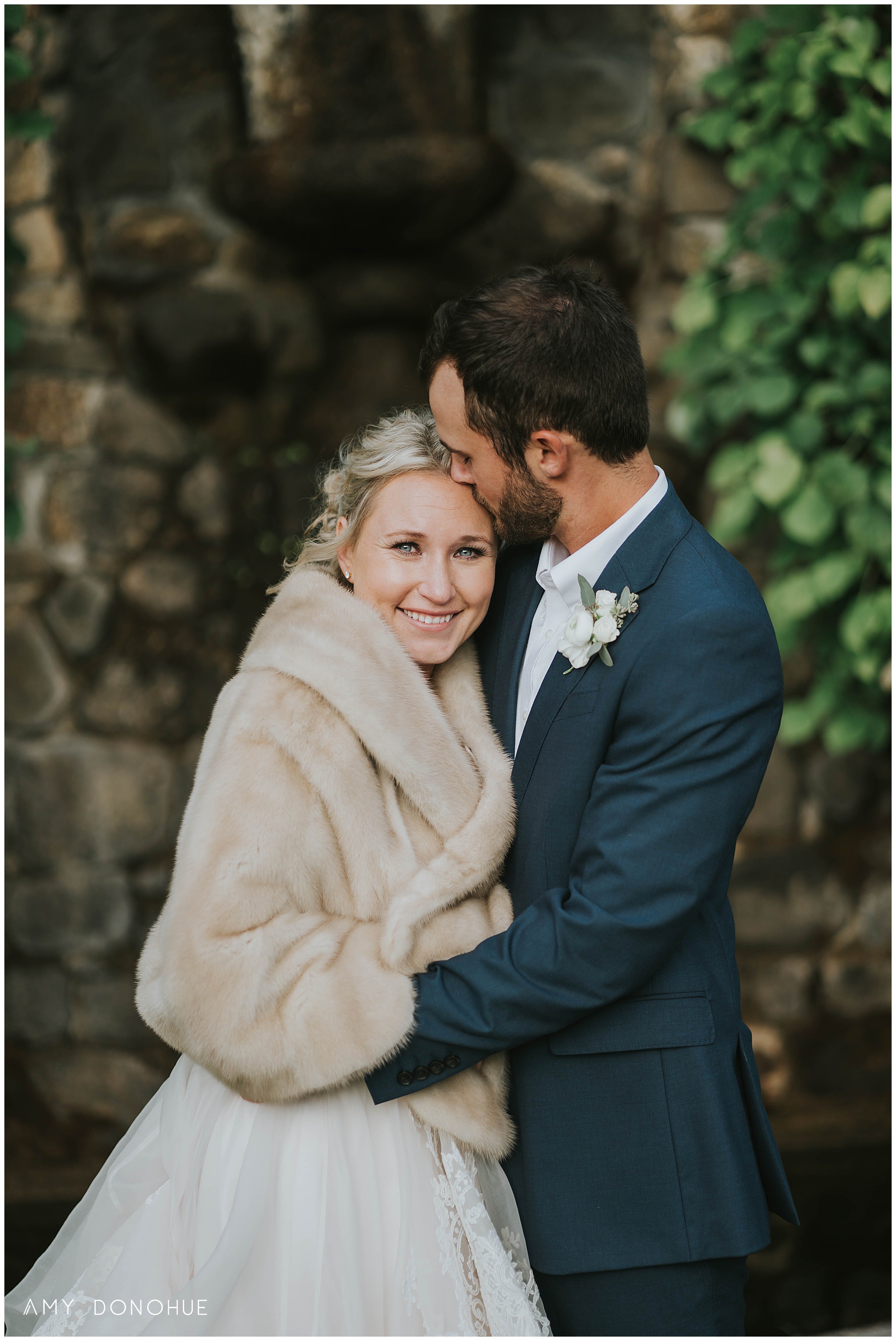Bride and Groom Portraits| New Hampshire Wedding Photographer | Thae Fells | © Amy Donohue Photography