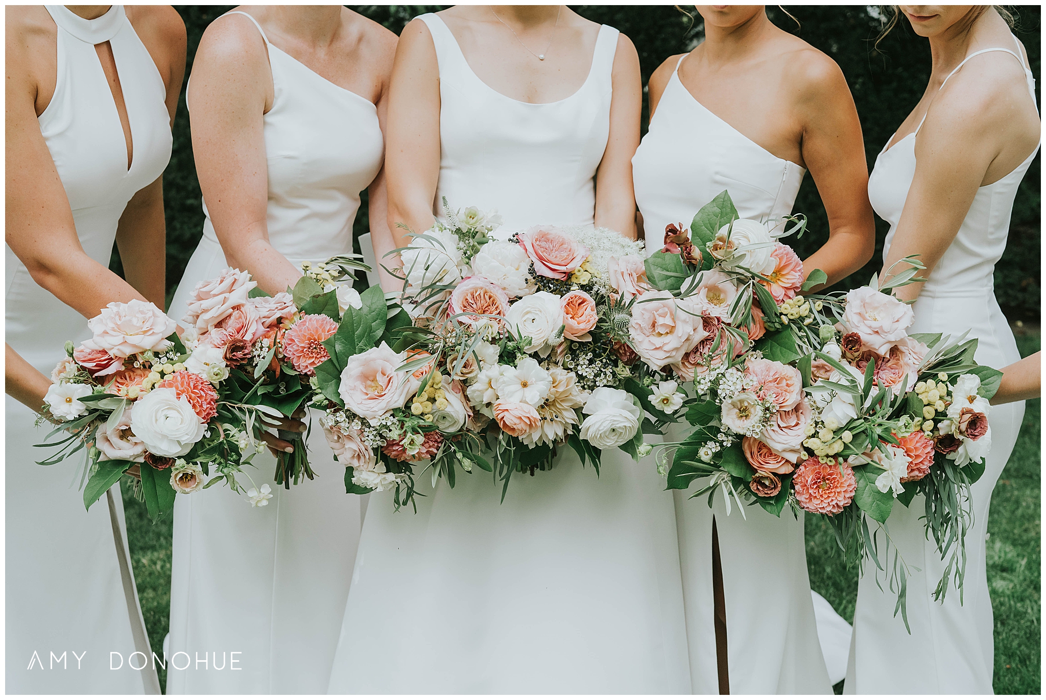Bridal Bouquets by Apotheca | Woodstock Inn & Resort | Vermont Wedding Photographer | © Amy Donohue Photography